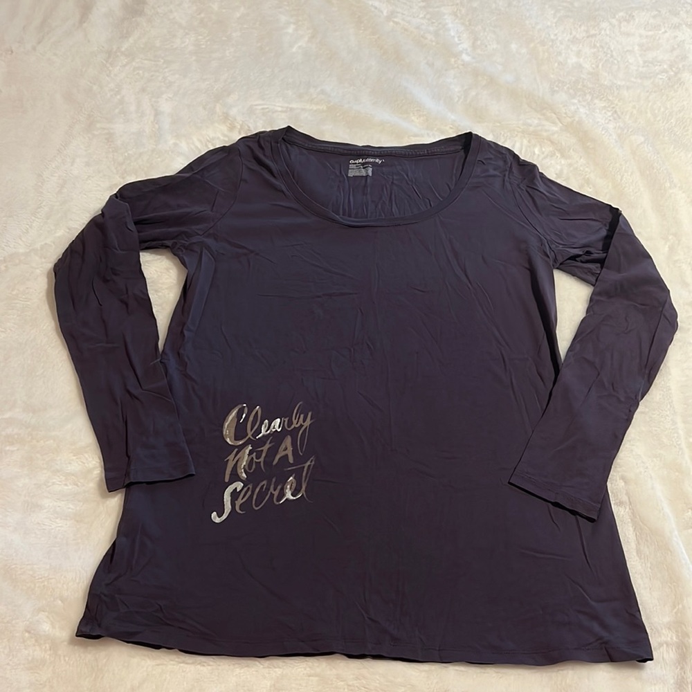 Gap Maternity, longsleeve top, Size L. Dark purple.